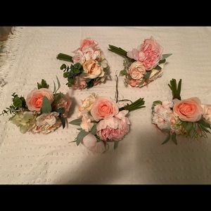 5 wedding bouquets